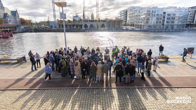 Fot. Robert Stachnik [Radio Szczecin] Mroczna strona Szczecina: w Odrze łatwiej jest wyłowić trupa niż rybę [WIDEO, ZDJĘCIA]