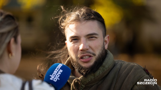 Fot. Robert Stachnik [Radio Szczecin] Pokaz średniowiecznych walk na Jasnych Błoniach [ZDJĘCIA]