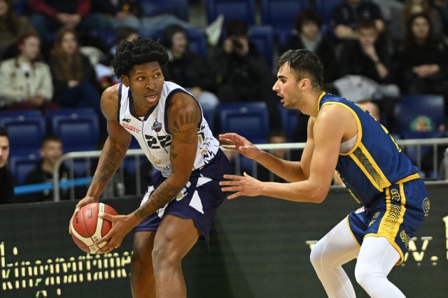 Fot. PAP/Marcin Bielecki Efektowne zwycięstwo Wilków Morskich. Roach trafiał nawet z połowy [ZDJĘCIA]