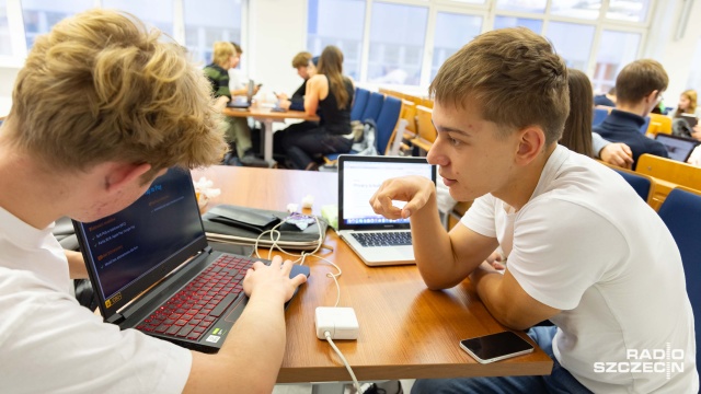 Fot. Robert Stachnik [Radio Szczecin] Econverse CUP 2025 na Politechnice Morskiej [WIDEO, ZDJĘCIA]