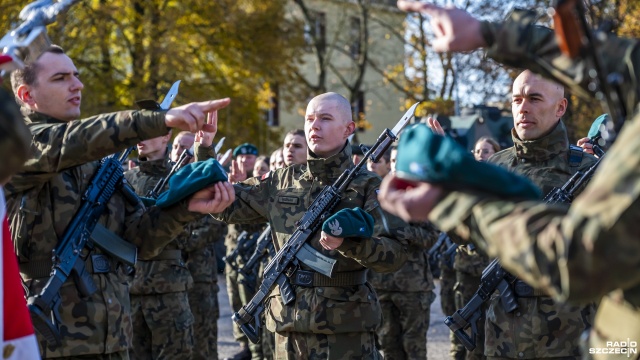 Fot. Kamila Kozioł [Radio Szczecin] "Chciałem być oddany krajowi". Żołnierze złożyli przysięgę w Szczecinie [ZDJĘCIA]