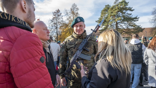 Fot. Kamila Kozioł [Radio Szczecin] "Chciałem być oddany krajowi". Żołnierze złożyli przysięgę w Szczecinie [ZDJĘCIA]