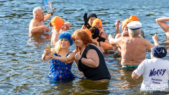 Fot. Robert Stachnik [Radio Szczecin] Szczecińskie morsy rozpoczęły sezon [WIDEO, ZDJĘCIA]