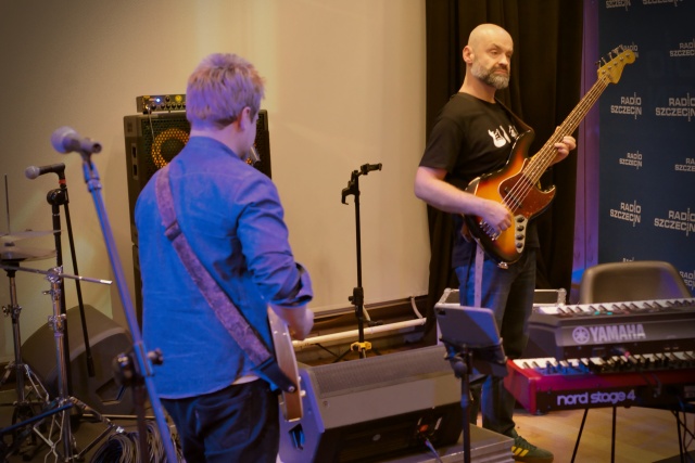 Eva Sand, fot. Piotr Rokicki I George, i piasek, i złoto w jednym… [ZDJĘCIA, WIDEO].