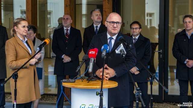 Fot. Wojciech Ochrymiuk [Radio Szczecin] Szczeciński "Kwartał 36". Pierwsi lokatorzy odebrali klucze [WIDEO, ZDJĘCIA]