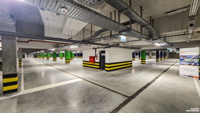 Fot. Wojciech Ochrymiuk [Radio Szczecin] Szczeciński "Kwartał 36". Pierwsi lokatorzy odebrali klucze [WIDEO, ZDJĘCIA]