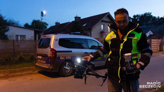 Fot. Robert Stachnik [Radio Szczecin] Dron antysmogowy ustali czym palisz w piecu [WIDEO, ZDJĘCIA]