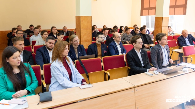 Fot. Robert Stachnik [Radio Szczecin] Eksperci: branża offshore potrzebuje też prawników [ZDJĘCIA]