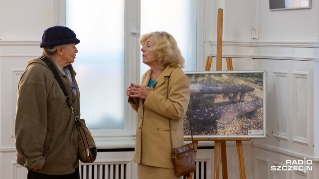 Fot. Robert Stachnik [Radio Szczecin] Jesień oczami seniorów. Niezwykła wystawa w INKU [ZDJĘCIA]