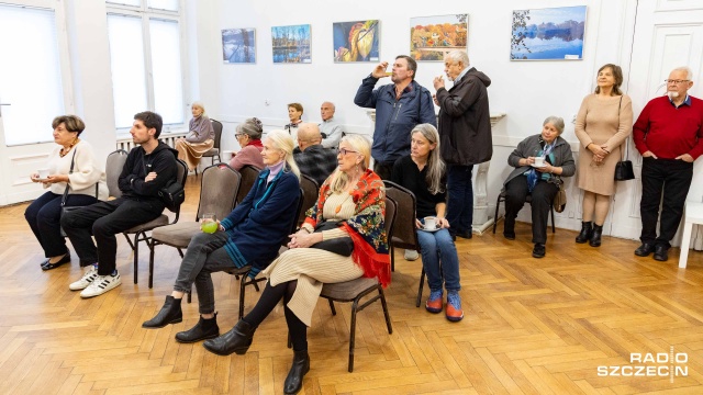 Fot. Robert Stachnik [Radio Szczecin] Jesień oczami seniorów. Niezwykła wystawa w INKU [ZDJĘCIA]