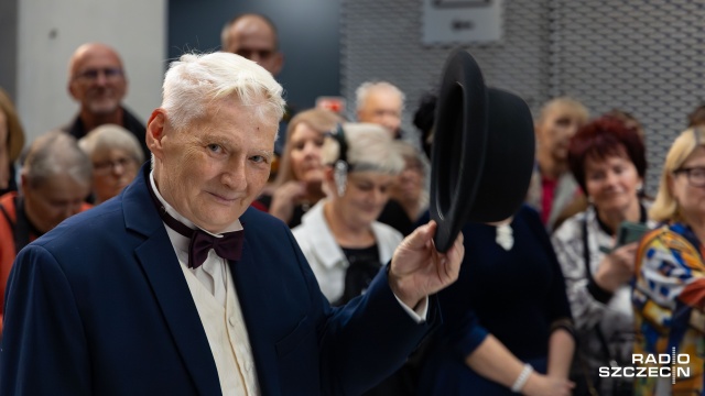 Fot. Robert Stachnik [Radio Szczecin] Jakie są twarze kobiety? Odpowiedź w Zajezdni Sztuki w Szczecinie [WIDEO, ZDJĘCIA]