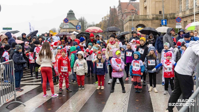 Fot. Robert Stachnik [Radio Szczecin] Szczecinianie pobiegli dla niepodległej Polski [WIDEO, ZDJĘCIA]