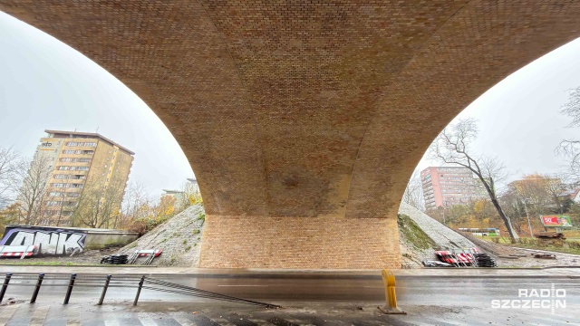 Fot. Robert Stachnik [Radio Szczecin] Koniec remontu wiaduktu przy ul. Wilczej [ZDJĘCIA]