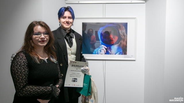 Fot. Weronika Łyczywek [Radio Szczecin] „Moje prawa w obiektywie” - wystawa w szczecińskim magistracie [ZDJĘCIA]