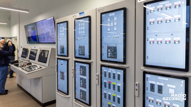 Fot. Robert Stachnik [Radio Szczecin] Symulator siłowni okrętowej przygotuje uczniów do wejścia na statek [WIDEO, ZDJĘCIA]