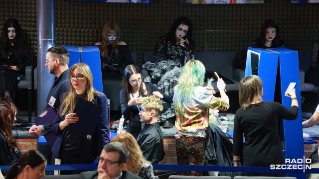 Fot. Robert Stachnik [Radio Szczecin] Gotycki sojusz z mrokiem, czyli wojewódzki konkurs fryzjerski [WIDEO, ZDJĘCIA]