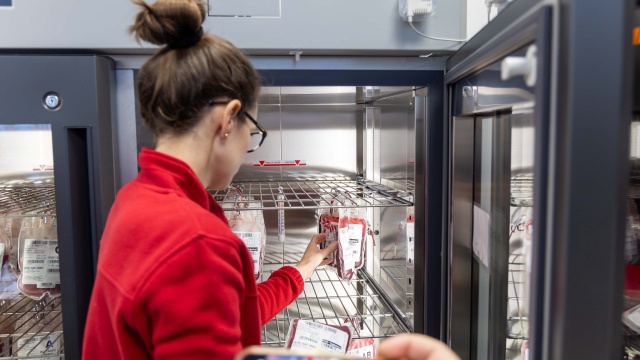 Fot. Robert Stachnik [Radio Szczecin] Najnowocześniejsze laboratorium w regionie już w komplecie [WIDEO, ZDJĘCIA]