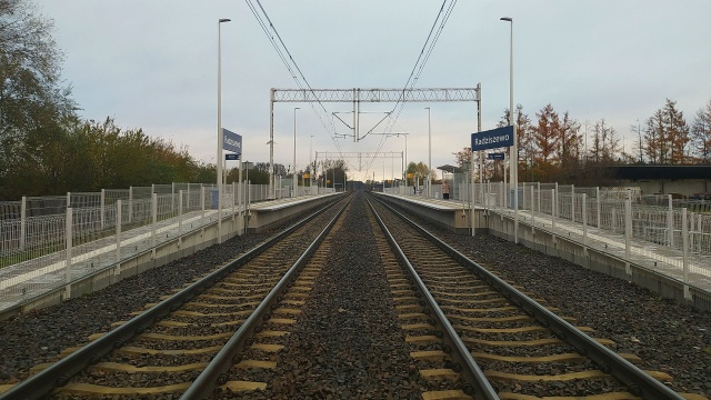 Fot. PKP Polskie Linie Kolejowe Wygodniejsze przesiadki z auta do pociągu w Radziszewie [ZDJĘCIA]