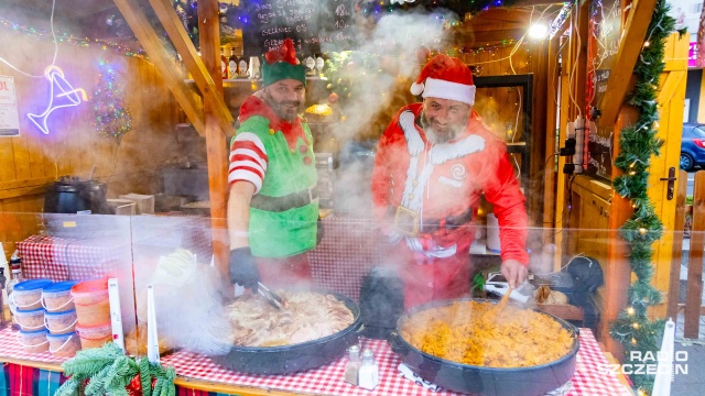Fot. Robert Stachnik [Radio Szczecin] Ruszył Jarmark Bożonarodzeniowy w Szczecinie [WIDEO, ZDJĘCIA]