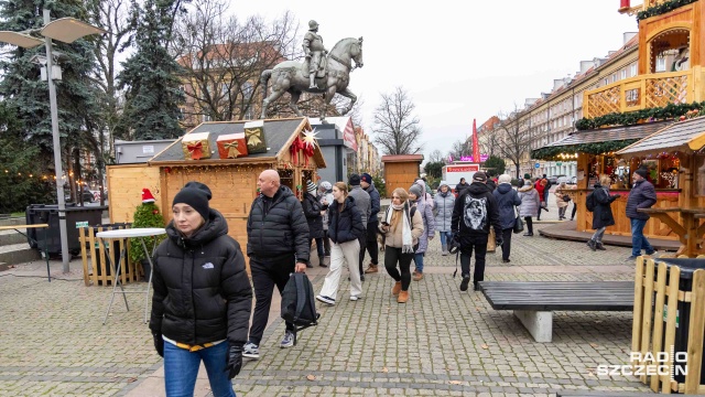 Fot. Robert Stachnik [Radio Szczecin] Ruszył Jarmark Bożonarodzeniowy w Szczecinie [WIDEO, ZDJĘCIA]