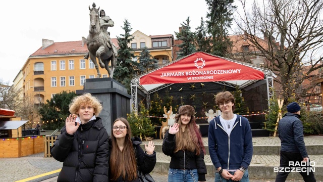 Fot. Robert Stachnik [Radio Szczecin] Ruszył Jarmark Bożonarodzeniowy w Szczecinie [WIDEO, ZDJĘCIA]