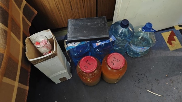 Fot. Krajowa Administracja Skarbowa Nielegalna bimbrownia w Kołobrzegu zlikwidowana [ZDJĘCIA]