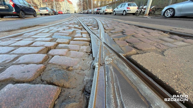Fot. Robert Stachnik [Radio Szczecin] Torowiska w Szczecinie wymagają remontu [WIDEO, ZDJĘCIA]