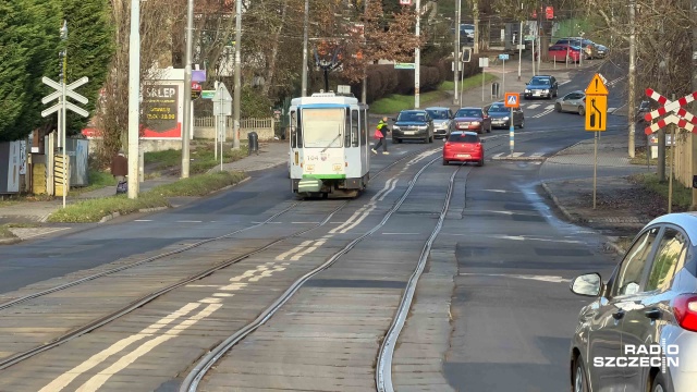 Fot. Robert Stachnik [Radio Szczecin] Torowiska w Szczecinie wymagają remontu [WIDEO, ZDJĘCIA]