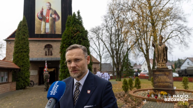 Fot. Robert Stachnik [Radio Szczecin] Danuta Siedzikówna "Inka" upamiętniona w Kobylance [ZDJĘCIA]