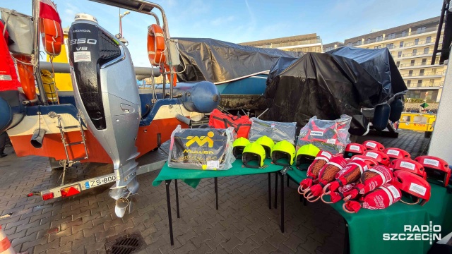 Fot. Robert Stachnik [Radio Szczecin] Nowy sprzęt dla zachodniopomorskich ratowników wodnych [ZDJĘCIA]
