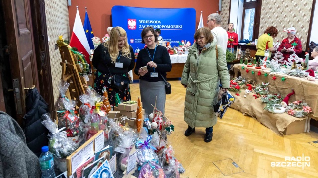 Fot. Robert Stachnik [Radio Szczecin] Świąteczny kiermasz rękodzieła w ZUW [WIDEO, ZDJĘCIA]