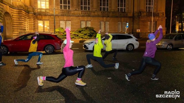 Fot. Robert Stachnik [Radio Szczecin] Pokonali schody by promować ruch i zdrowy styl życia [ZDJĘCIA]