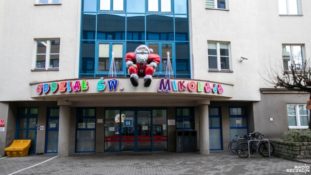 Fot. Weronika Łyczywek [Radio Szczecin] Szczecińscy żołnierze NATO z misją od św. Mikołaja [WIDEO, ZDJĘCIA]