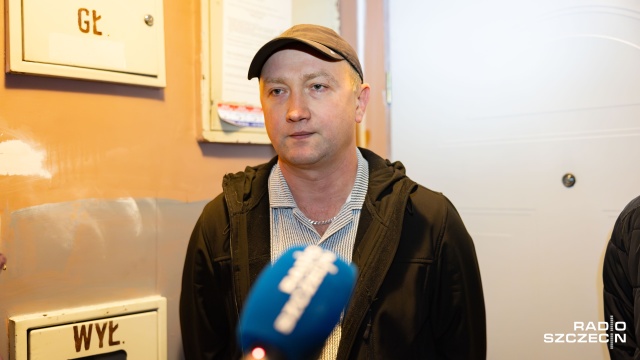 Fot. Robert Stachnik [Radio Szczecin] Pęka blok przy ul. Hożej. Obawy lokatorów [WIDEO, ZDJĘCIA]