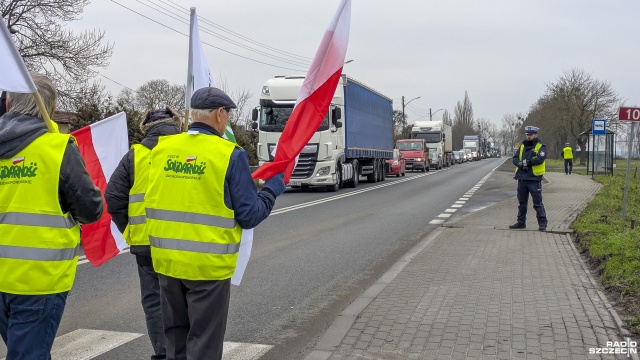 Fot. Maciej Papke [Radio Szczecin] Rolnicy: jeżeli nie stanie się nic pozytywnego, protesty będą zaostrzone [WIDEO, ZDJĘCIA]