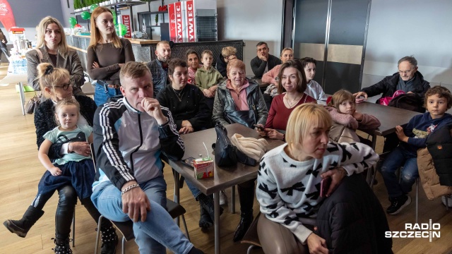 Fot. Robert Stachnik [Radio Szczecin] „Centymetry dla Antosi” - kiermasz, pokaz magii i świąteczne pomaganie [WIDEO, ZDJĘCIA]