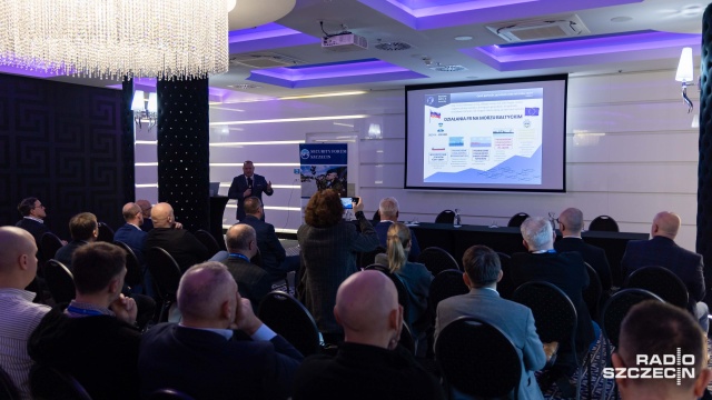 Fot. Robert Stachnik [Radio Szczecin] Eksperci ds. bezpieczeństwa: zagrożeń jest dużo, cały czas je lekceważymy [WIDEO, ZDJĘCIA]