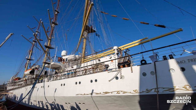 Fot. Robert Stachnik [Radio Szczecin] Radio Szczecin z darami dla „Daru” na „Darze” [WIDEO, ZDJĘCIA]