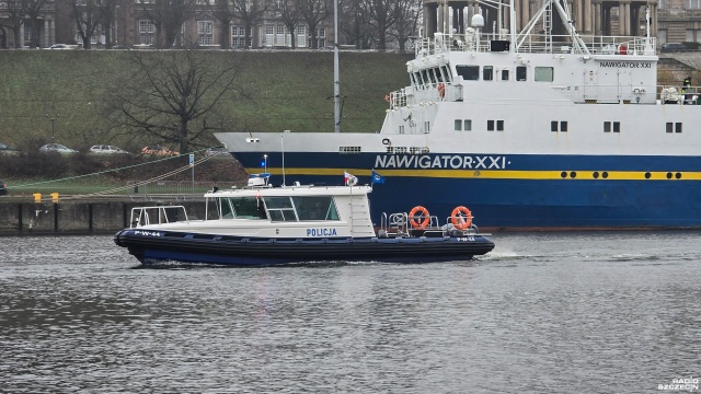 Fot. Wojciech Ochrymiuk [Radio Szczecin] Potężna jednostka za 2 mln zł trafiła do Komisariatu Wodnego [WIDEO, ZDJĘCIA]