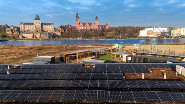 Fot. Żegluga Szczecińska Turystyka Wydarzenia Wyspa Grodzka z nową farmą fotowoltaiczną [ZDJĘCIA]