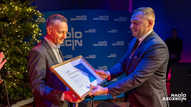 Fot. Robert Stachnik [Radio Szczecin] Szczecińscy artyści, odznaczenia wieloletnich pracowników - świąteczny koncert w Radiu Szczecin [WIDEO, ZDJĘCIA]