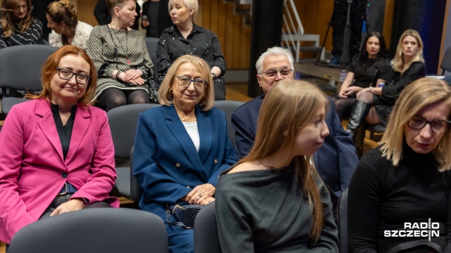 Fot. Robert Stachnik [Radio Szczecin] Szczecińscy artyści, odznaczenia wieloletnich pracowników - świąteczny koncert w Radiu Szczecin [WIDEO, ZDJĘCIA]