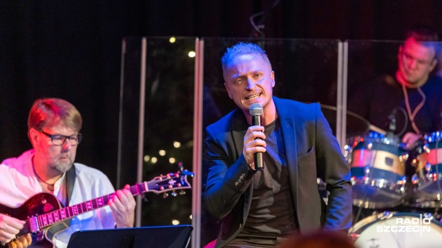 Fot. Robert Stachnik [Radio Szczecin] Szczecińscy artyści, odznaczenia wieloletnich pracowników - świąteczny koncert w Radiu Szczecin [WIDEO, ZDJĘCIA]