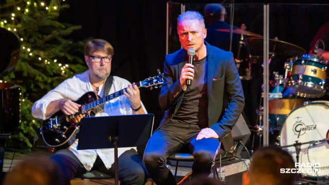Fot. Robert Stachnik [Radio Szczecin] Szczecińscy artyści, odznaczenia wieloletnich pracowników - świąteczny koncert w Radiu Szczecin [WIDEO, ZDJĘCIA]