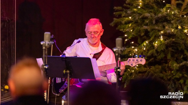 Fot. Robert Stachnik [Radio Szczecin] Szczecińscy artyści, odznaczenia wieloletnich pracowników - świąteczny koncert w Radiu Szczecin [WIDEO, ZDJĘCIA]