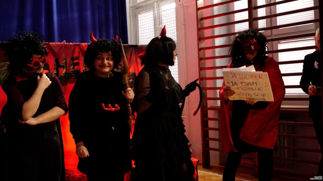 Fot. Wojciech Ochrymiuk [Radio Szczecin] "Jeden zero dla Nieba". Jasełka w szczecińskim liceum [WIDEO, ZDJĘCIA]