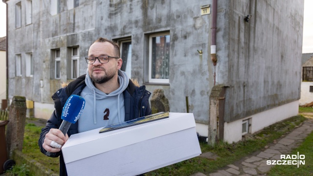 Fot. Robert Stachnik [Radio Szczecin] Tort na osiemdziesiątkę z okazji setki [WIDEO, ZDJĘCIA]