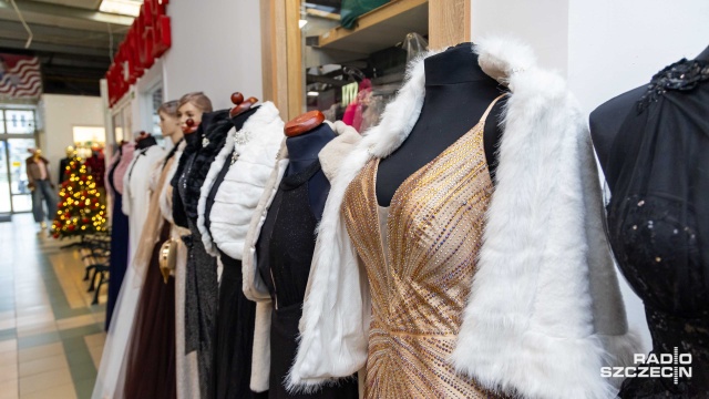 Fot. Robert Stachnik [Radio Szczecin] Moda na Sylwestra. "Nie garnitur tworzy zabawę" [WIDEO, ZDJĘCIA]