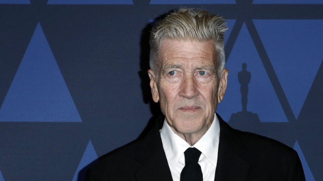 Nie żyje David Lynch, jeden z najbardziej uznanych amerykańskich reżyserów filmowych. Na zawsze zostanie zapamiętany jako twórca 039039Miasteczka Twin Peaks, 039039Blue Velvet039039 czy 039039Mulholland Drive039039. Cierpiał na rozedmę płuc, która była efektem nałogu palenia papierosów. Za kilka dni reżyser skończyłby 79 lat.