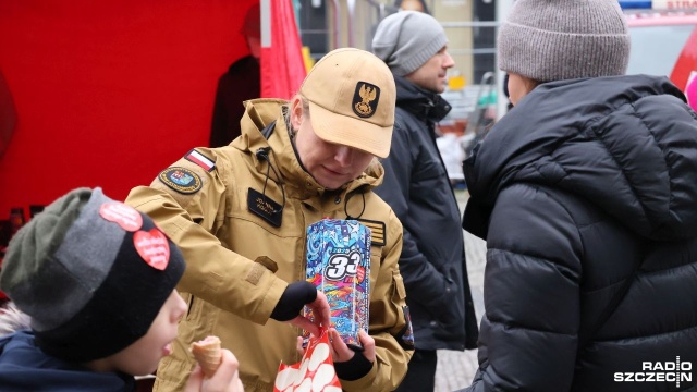 Kołobrzeg również gra z Wielką Orkiestrą Świątecznej Pomocy. W tym roku na ulicach miasta kwestuje rekordowa liczba wolontariuszy.